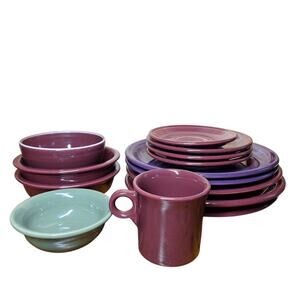Fiestaware lot vintage huge lot of 14 dinner plates cereal bowls mug salad plate